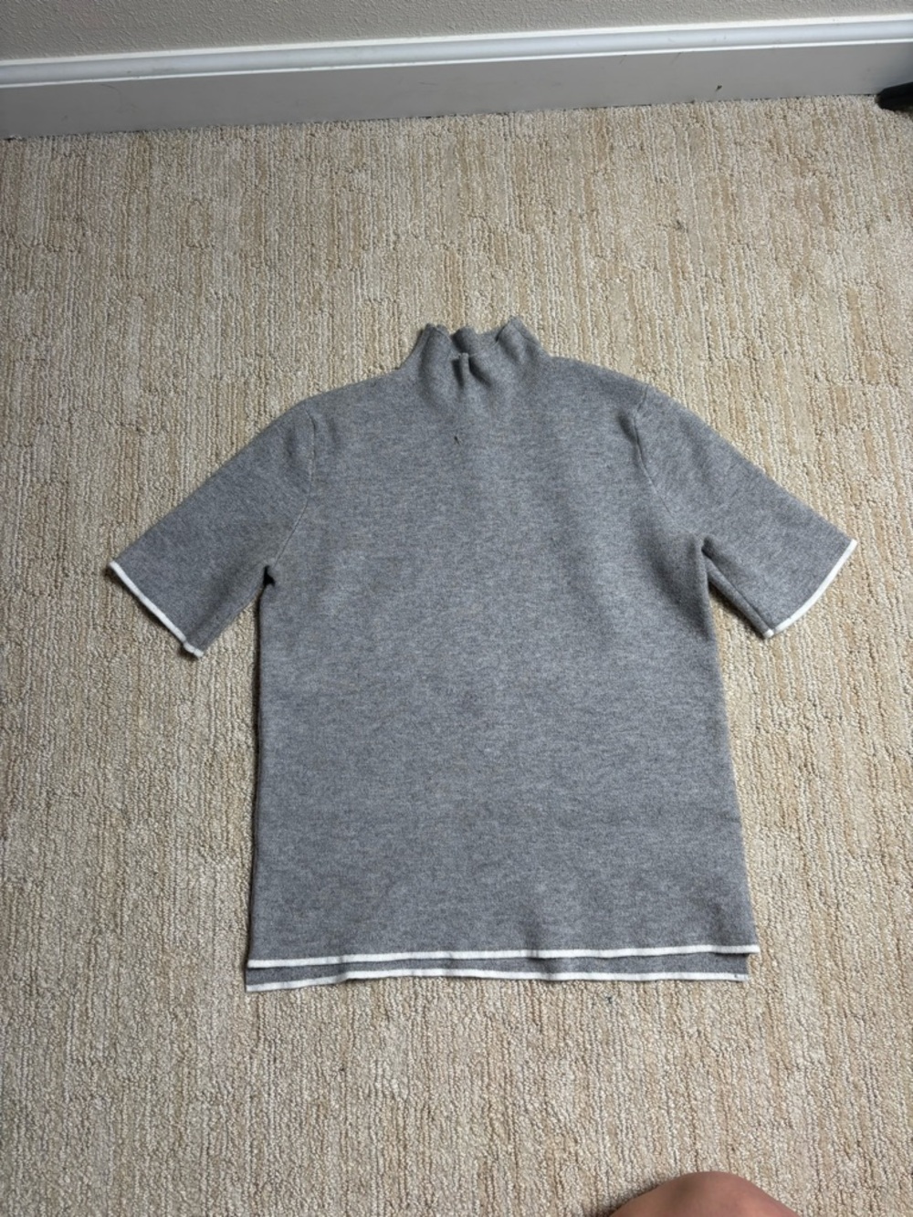 Zara Gray Short-Sleeve Mock Neck Sweater with White Trim